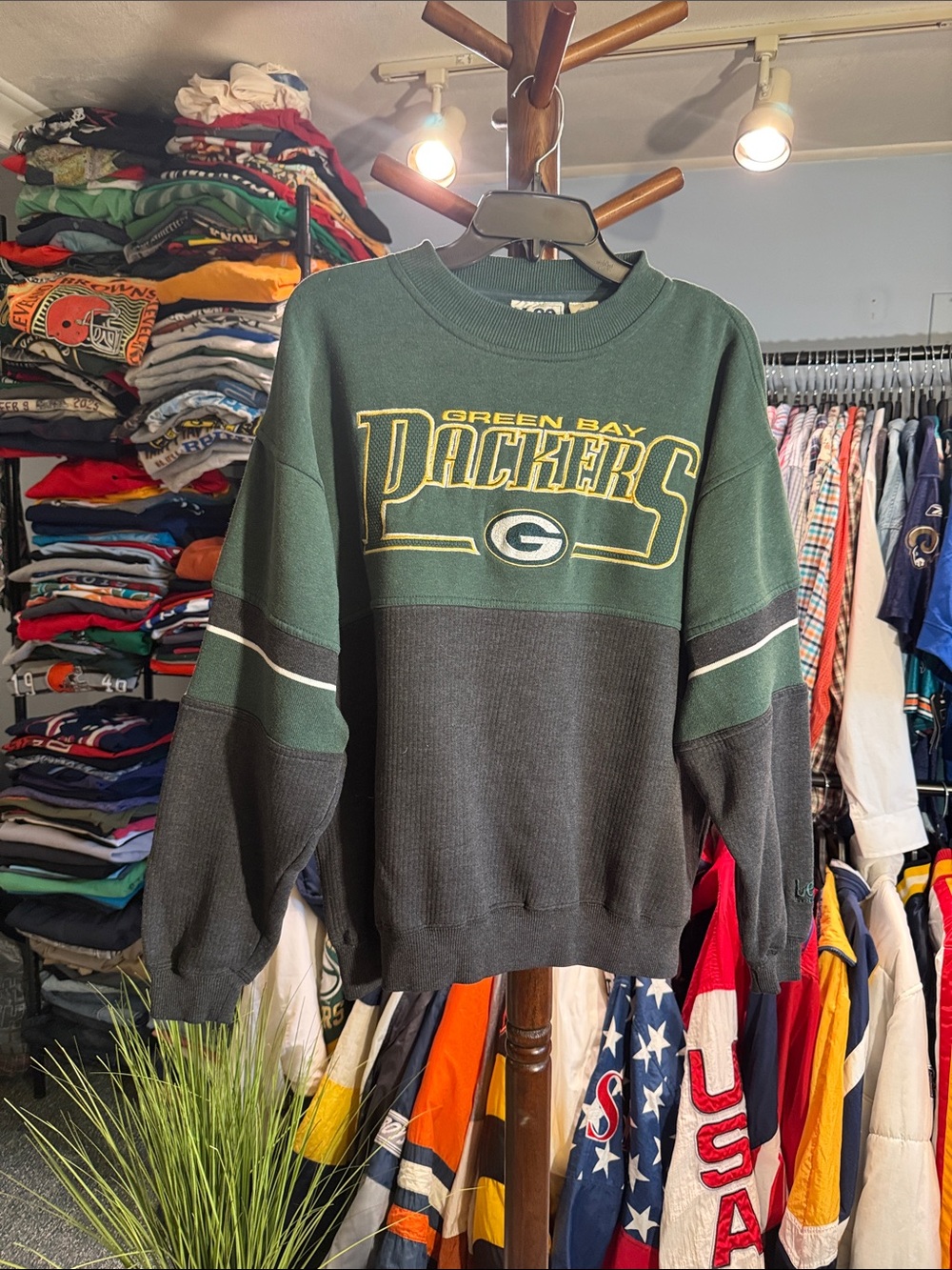 Green Bay Packers Vintage Green & Black Crewneck Sweatshirt - Lee Sport